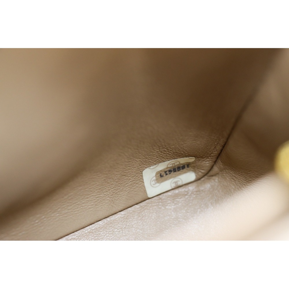 Chanel Square Beige Matalesse Top Handle Lambskin Quilted Bag - Picture 5 of 15